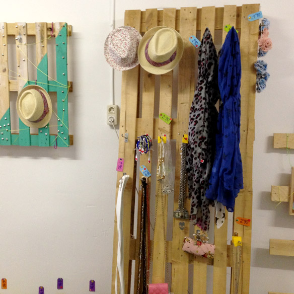 15colgadasdeunapercha_alohamarketfashionpills_6