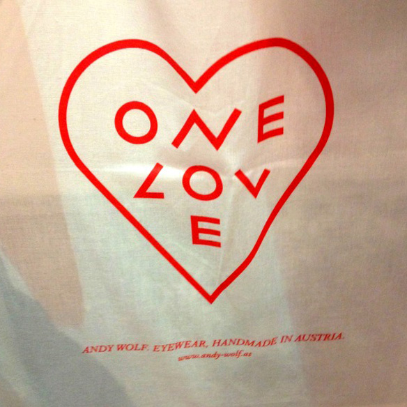 15colgadasdeunapercha_oneloveleslunettes_1