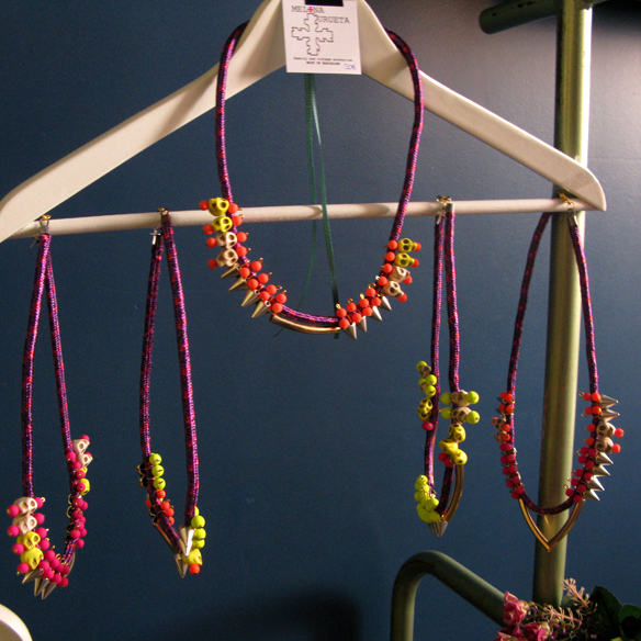 15colgadasdeunapercha_changingroom_2