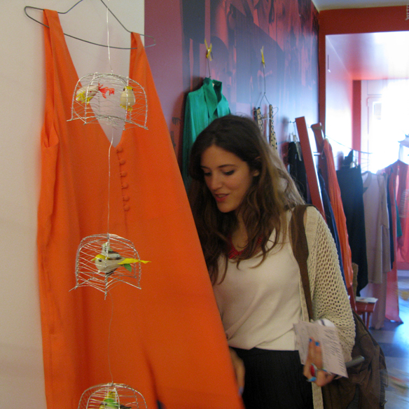 15colgadasdeunapercha_changingroom_7