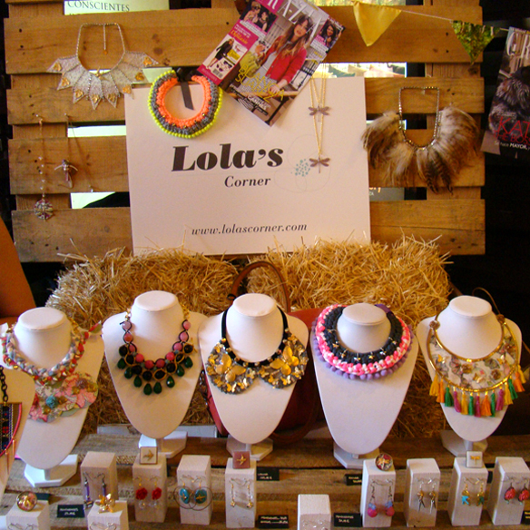 15colgadasdeunapercha_lola'scorner_2