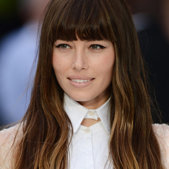 15colgadasdeunapercha_flequillo_3