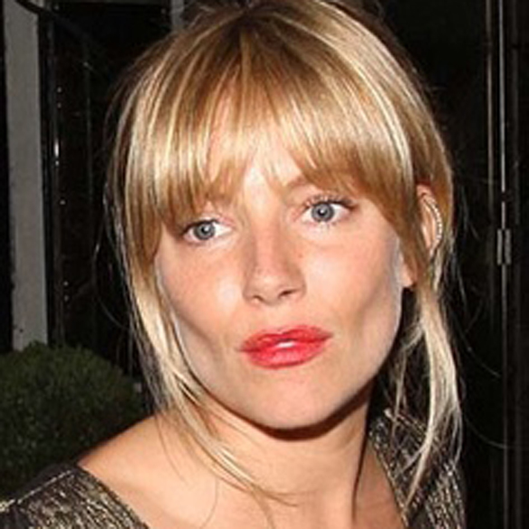 15colgadasdeunapercha_flequillo_5