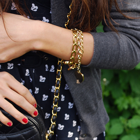 15colgadasdeunapercha_maleta_16