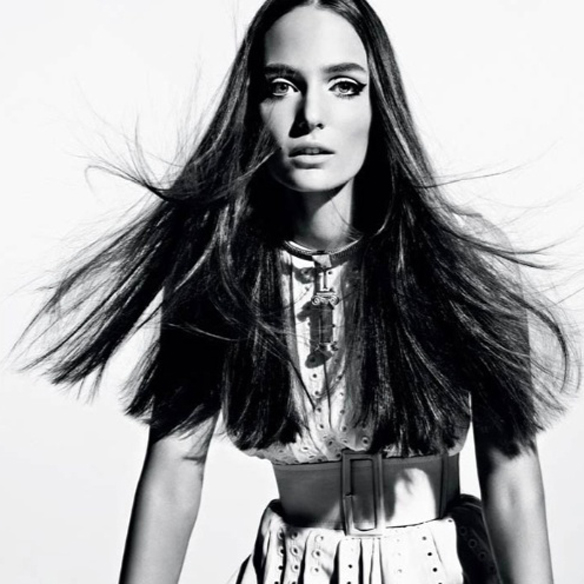 15colgadasdeunapercha_fw1314_hairstyles_bighair_1