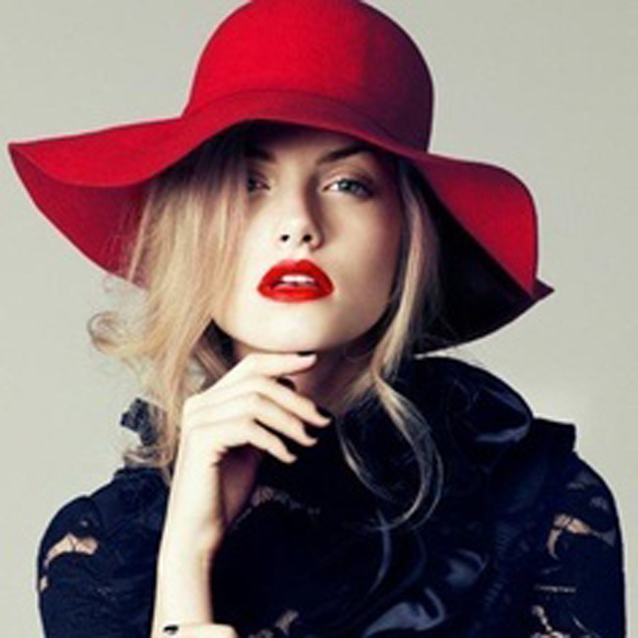 15colgadasdeunapercha_fw1314_hairstyles_hat_2