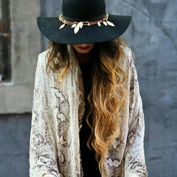 15colgadasdeunapercha_fw1314_hairstyles_hat_6