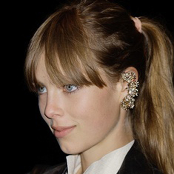 15colgadasdeunapercha_fw1314_hairstyles_km_fringe_4