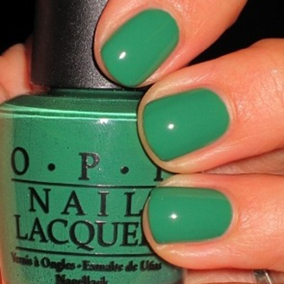 15colgadasdeunapercha_make-up_fw1314_grey_black_green_gold_nude_aubergine_manicure_4