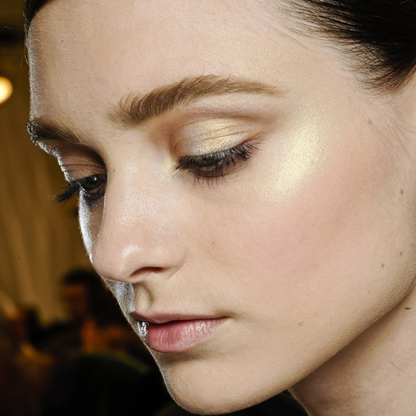 15colgadasdeunapercha_make-up_fw1314_shineglance_2