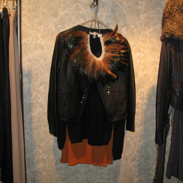 15colgadasdeunapercha_biombo_8