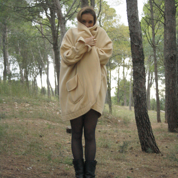 15colgadasdeunapercha_fw1314oversizecoat_jr4