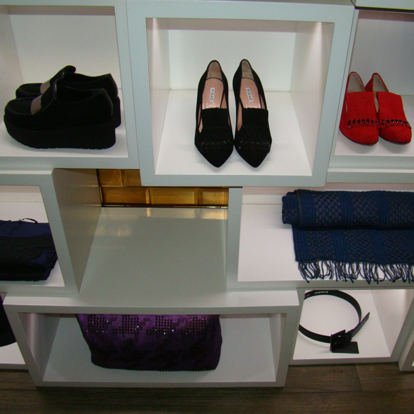 15colgadasdeunapercha_pinko_jeanpierresymbol_4