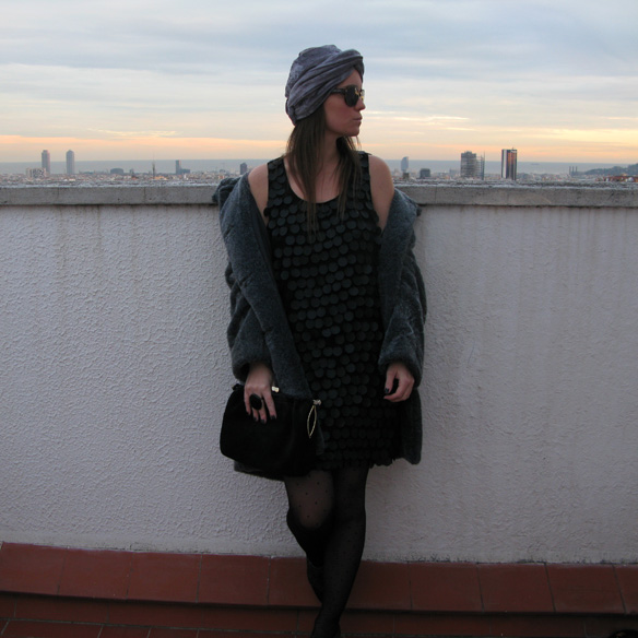 15colgadadeunapercha_newyearseve_nochevieja_findeaño_black_turban_plumeti_fur_velvet_sequin_paillettes_ck1