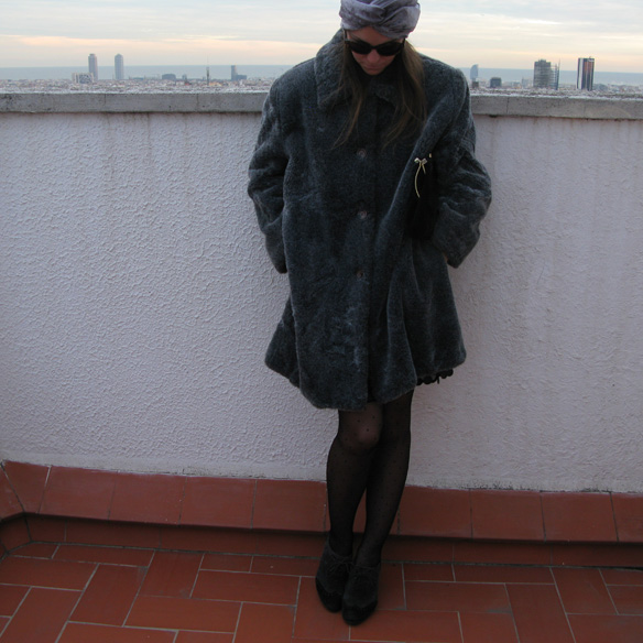 15colgadadeunapercha_newyearseve_nochevieja_findeaño_black_turban_plumeti_fur_velvet_sequin_paillettes_ck2