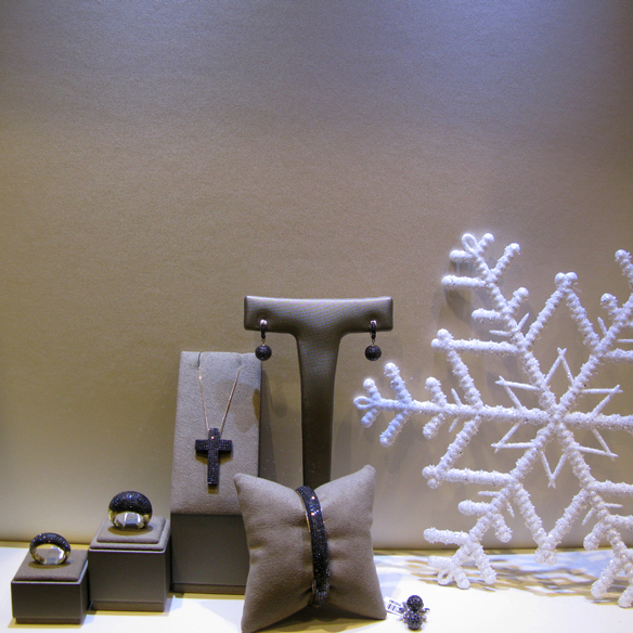 15colgadasdeunapercha_blu_joyeria_diamantes_jewels_diamonds_8