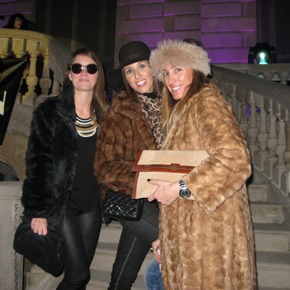 15colgadasdeunapercha_theshoppingnightbarcelona_palaurobert_17