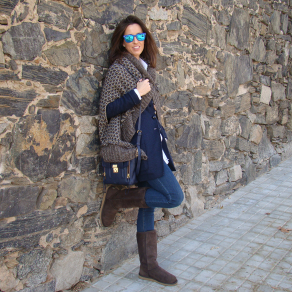 15colgadasdeunapercha_fw1314_capa_cape_ugg_marron_brown_mr4