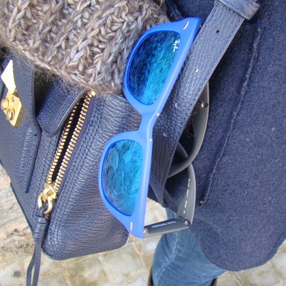 15colgadasdeunapercha_fw1314_capa_cape_ugg_marron_brown_mr5