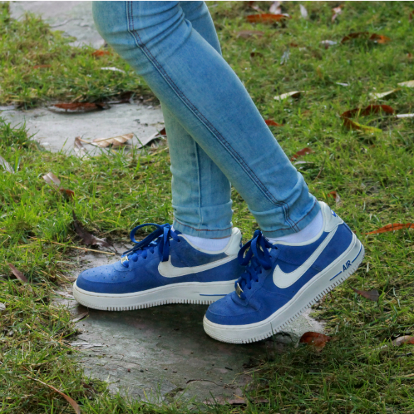 15colgadasdeunapercha_fw1314_nikeairforce1_green_grey_hat_bs_3