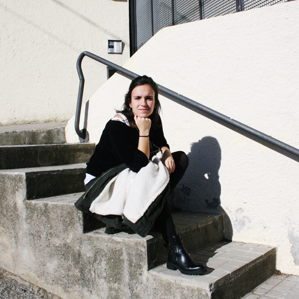 15colgadasdeunapercha_grey_tube_skirt_falda_tubo_gris_ms9