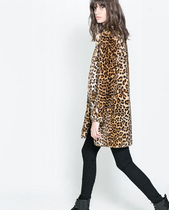 15colgadasdeunapercha_unomasentucloset_animalprintcoat_zara_1