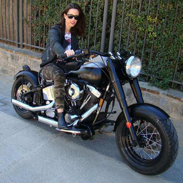 15colgadasdeunapercha_carnaval_carnival_motera_biker_marta_r_1