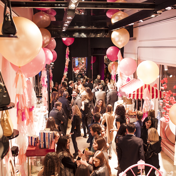 15colgadasdeunapercha_happiness_by_tous_5