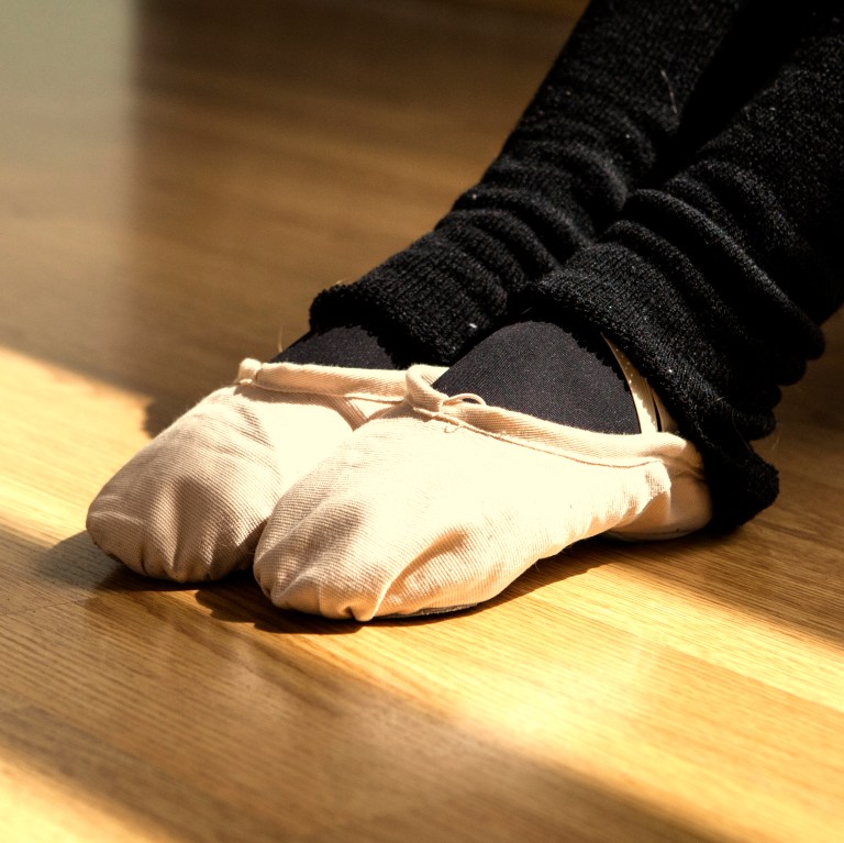 15colgadasdeunapercha_deporte_sport_ballet_maillot_tutu_esther_bosch_danza_blanca_arias_anna_duarte_8