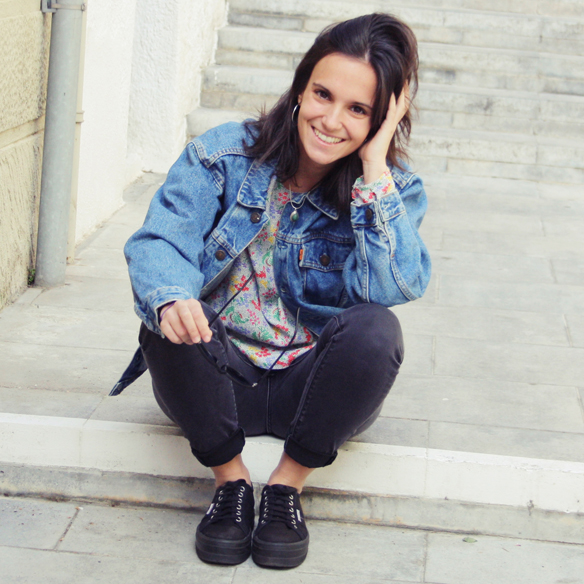 15colgadasdeunapercha_must_haves_SS_14_PV_2014_estampado_floral_floral_print_denim_gafas_de_sol_polarizadas_marta_sabadell_10