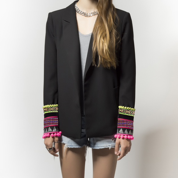 15colgadasdeunapercha_closet_musts_bless_the_mess_blazer_blah