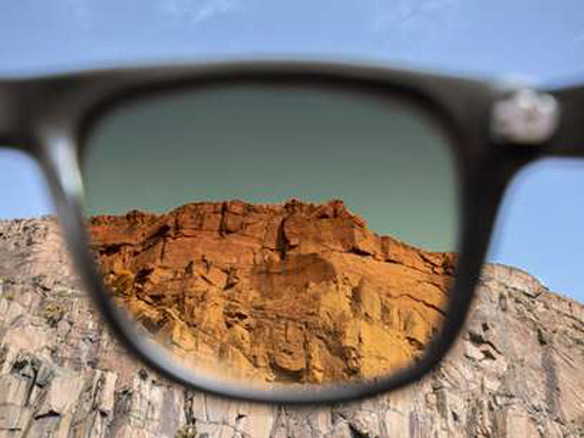 15colgadasdeunapercha_closet_musts_gafas_de_sol_con_filtro_Tens_filter_sunglasses_instagram_1