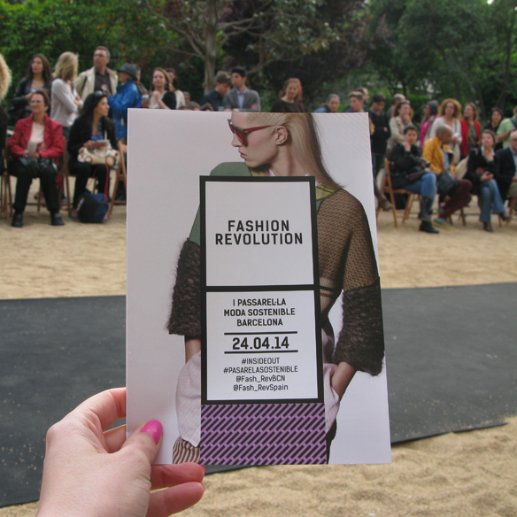 15colgadasdeunapercha_fashion_revolution_day_barcelona_moda_sostenible_ecologica_pasarela_desfile_sustainable_fashion_1