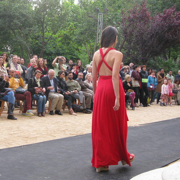 15colgadasdeunapercha_fashion_revolution_day_barcelona_moda_sostenible_ecologica_pasarela_desfile_sustainable_fashion_mimetik_bcn_14