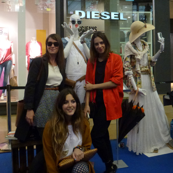 15colgadasdeunapercha_selfielilla_lilla_diagonal_selfie_5