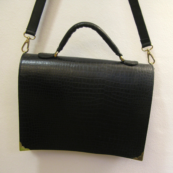 15colgadasdeunapercha_Boria_and_Coria_Boria&Coria_bolsos_handbags_barcelona_piel_leather_beth_cris_puig-doria_11