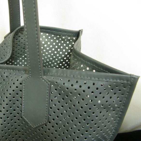 15colgadasdeunapercha_Boria_and_Coria_Boria&Coria_bolsos_handbags_barcelona_piel_leather_beth_cris_puig-doria_14