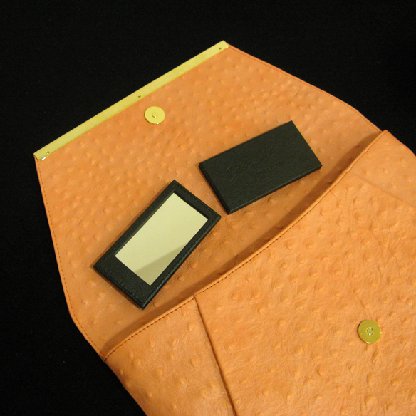 15colgadasdeunapercha_Boria_and_Coria_Boria&Coria_bolsos_handbags_barcelona_piel_leather_beth_cris_puig-doria_6