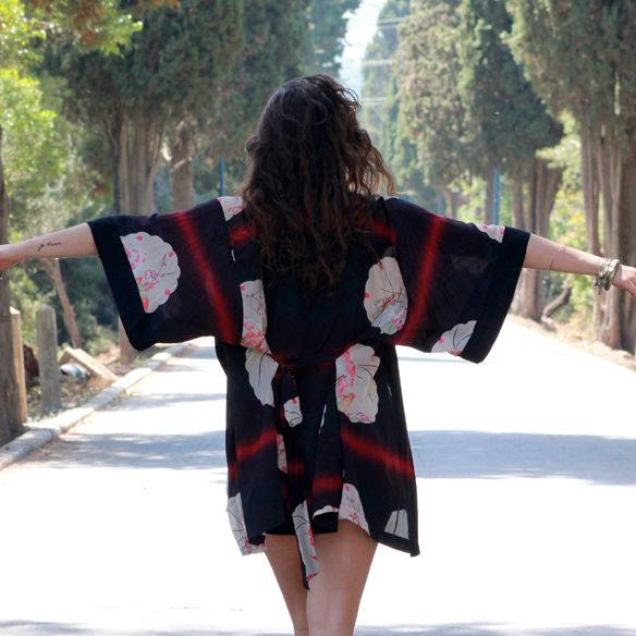 15colgadasdeunapercha_san_juan_saint_john_kimono_little_black_dress_negro_lencero_lingerie_rojo_red_blanca_arias_9