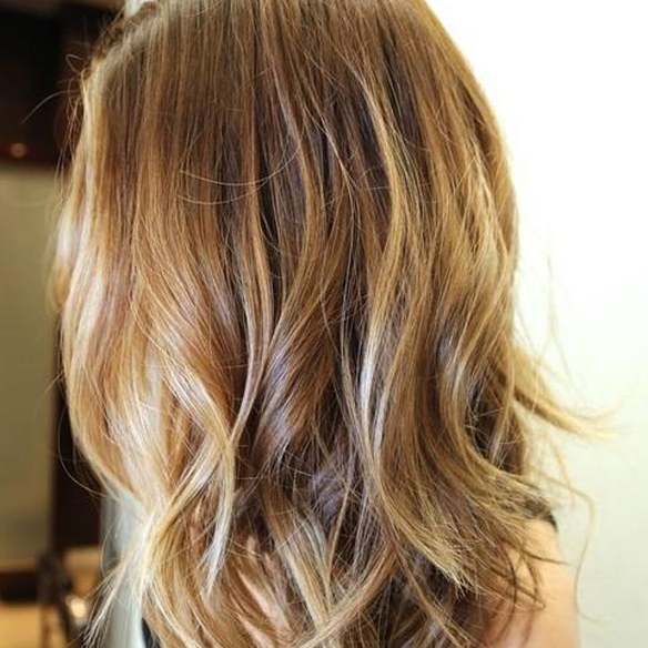 15colgadasdeunapercha_summer_verano_hairstyles_peinados_reflejos_dorados_del_sol_gold_sun_hair_3