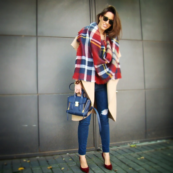 15colgadasdeunapercha_chaleco_vest_xl_tartan_stilettos_burgundy_burdeos_neopreno_bolso_3.1_phillip_lim_marta_r_2