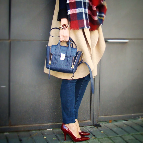 15colgadasdeunapercha_chaleco_vest_xl_tartan_stilettos_burgundy_burdeos_neopreno_bolso_3.1_phillip_lim_marta_r_3