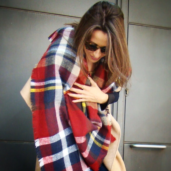 15colgadasdeunapercha_chaleco_vest_xl_tartan_stilettos_burgundy_burdeos_neopreno_bolso_3.1_phillip_lim_marta_r_9