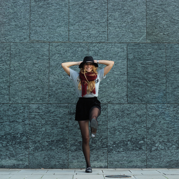 15colgadasdeunapercha_must-haves_fw_14_15_oi_14_15_velvet_terciopelo_sombrero_hat_mocasines_loafers_julia_ros_10