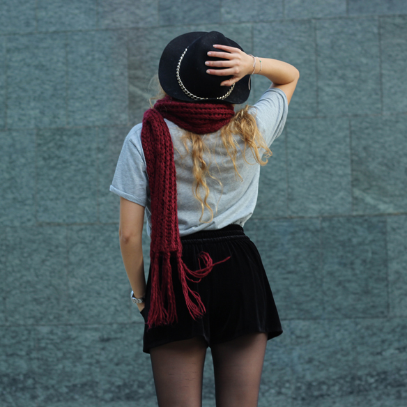 15colgadasdeunapercha_must-haves_fw_14_15_oi_14_15_velvet_terciopelo_sombrero_hat_mocasines_loafers_julia_ros_8