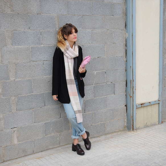 15colgadasdeunapercha_fall_autumn_otoño_colores-pastel_colors_pink_rosa_oxfords_burgundy_mom_jeans_blazer_anna_duarte_7