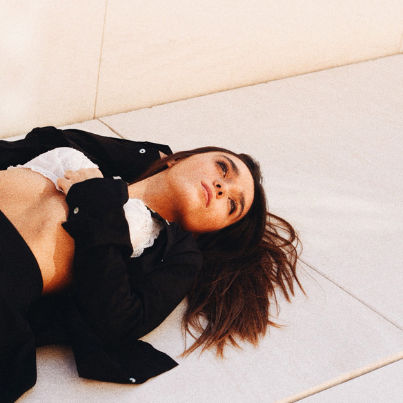 15colgadasdeunapercha_fotografia_Bebofi_Ines_Arroyo_para_FW_Mapache_NOSFERATU049_02