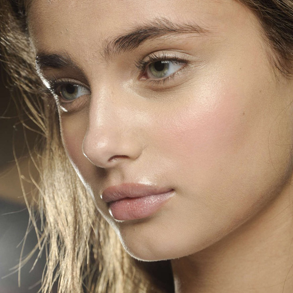 15colgadasdeunapercha_maquillaje_make_up_fw_oi_fall_winter_14_15_labios_dulces_sweet_lips_nude_pale_pink_gloss_6