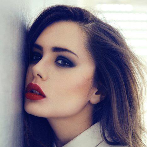 15colgadasdeunapercha_maquillaje_make_up_fw_oi_fall_winter_14_15_labios_oscuros_dark_lips_red_rojo_burgundy_aubergine_berenjena_chocolate_2