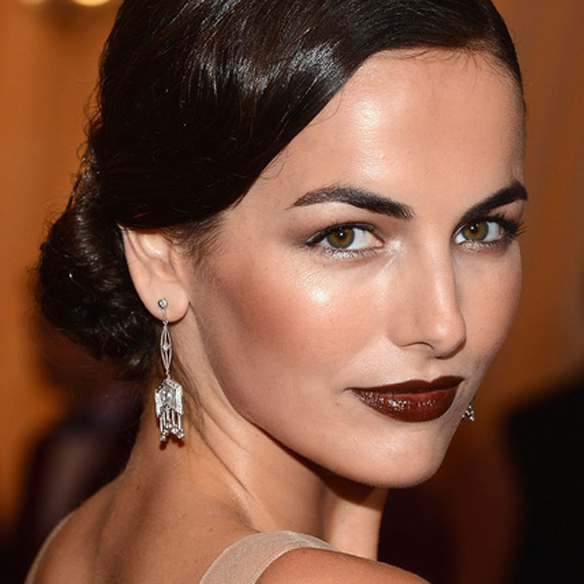 15colgadasdeunapercha_maquillaje_make_up_fw_oi_fall_winter_14_15_labios_oscuros_dark_lips_red_rojo_burgundy_aubergine_berenjena_chocolate_3